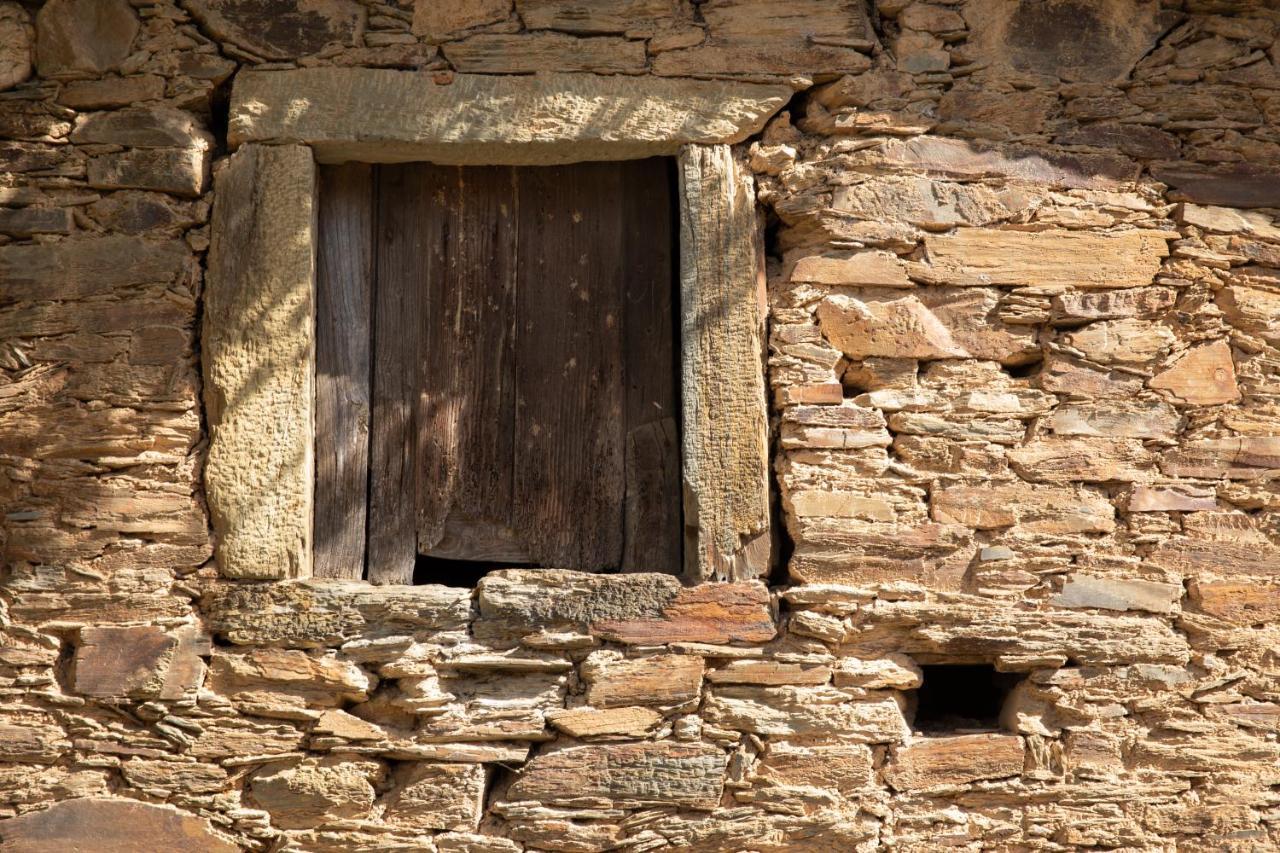 Maison d'hôtes Cavalo De Xisto - Turismo Rural, Lda. à Almaceda Extérieur photo